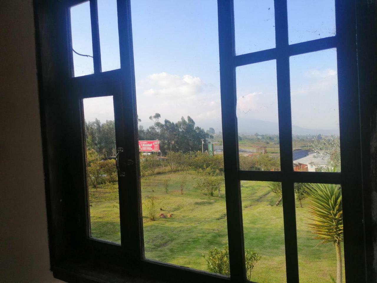 Hosteria El Tisaleno Ambato Exterior photo